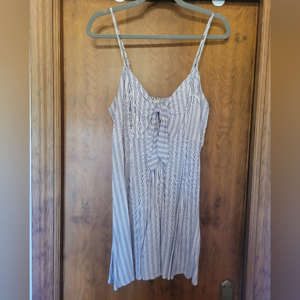 Striped Sleeveless Summer Dress with Bow